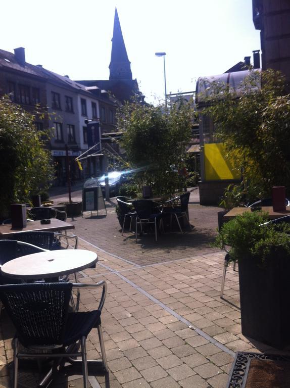 Hotel Les Arcades - La-Roche-En-Ardenne エクステリア 写真